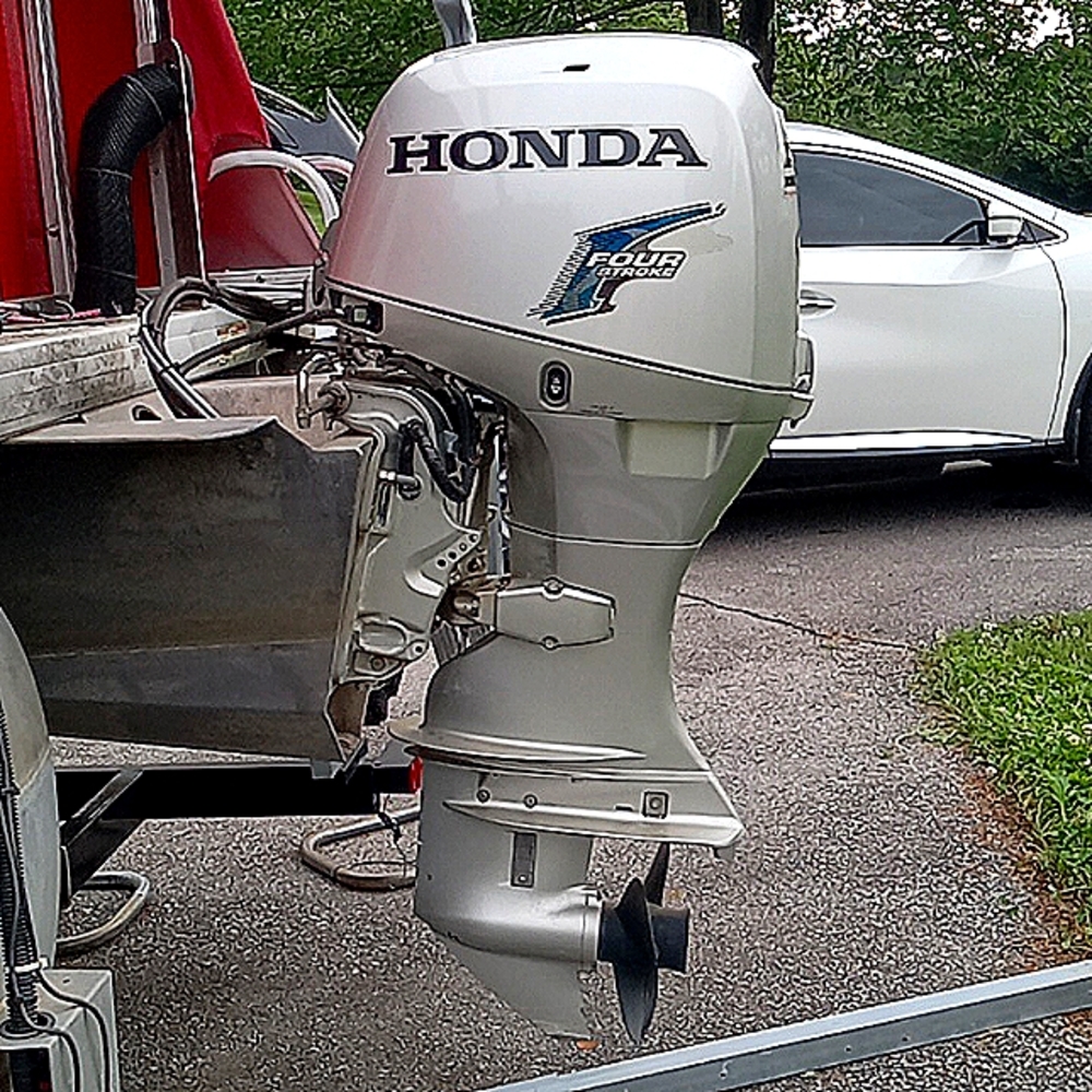 HONDA OUTBOARD ENGINE FOR BOAT